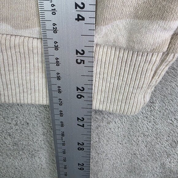 Womens American Eagle Beige Camo Print Jegging Fit Sweatshirt Crew Neck Size XS - Picture 8 of 9